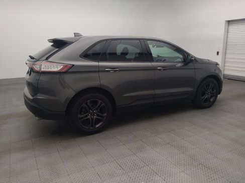 Used 2018 Ford Edge SEL w/ Equipment Group 201A FWD image 10