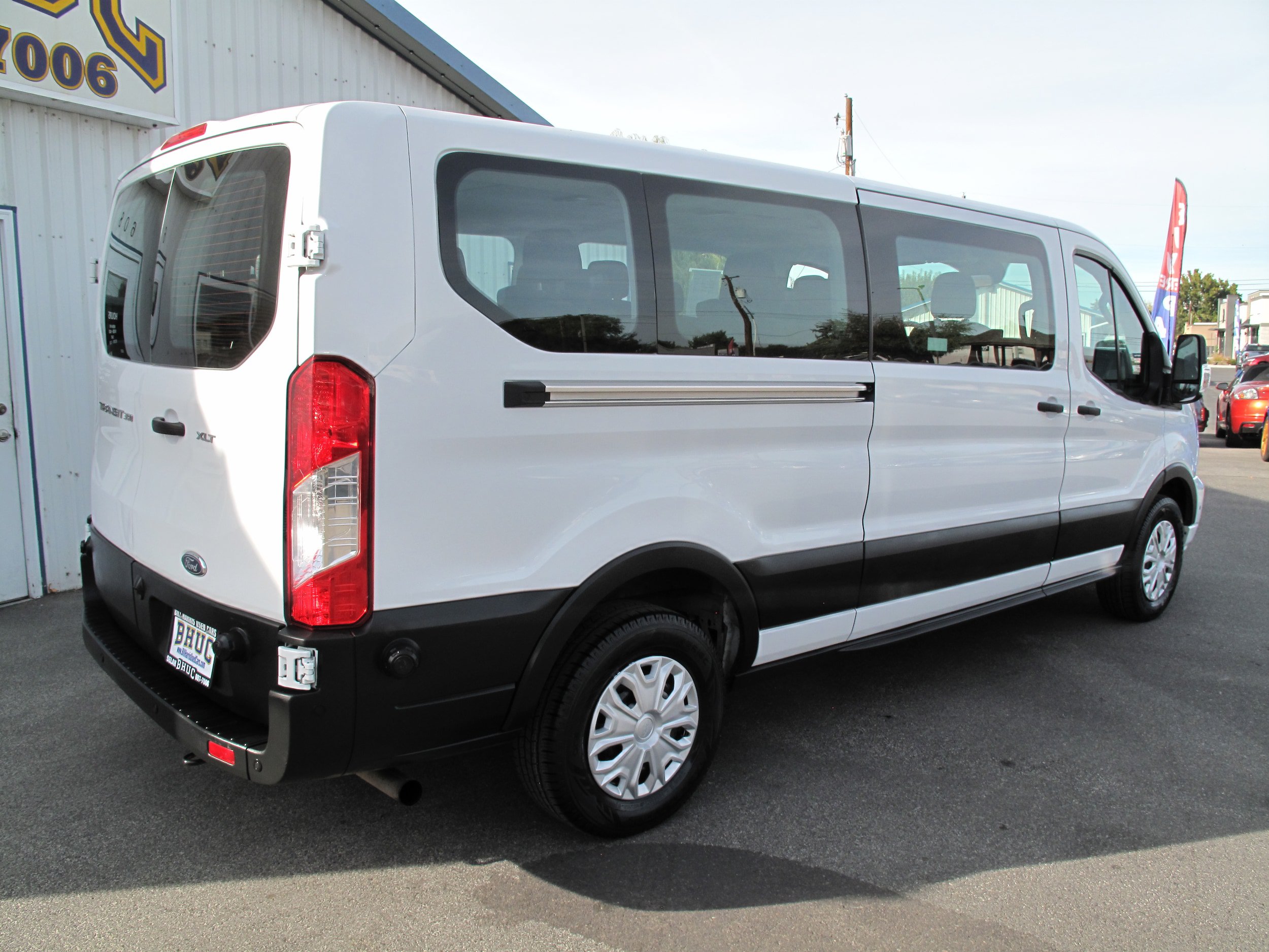 Used 2024 Ford Transit 350 XLT RWD image 6