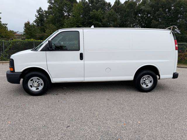 Used 2015 Chevrolet Express 2500 RWD image 8