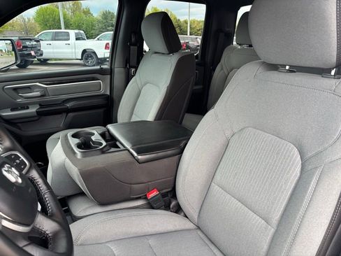 Used 2023 RAM 1500 Big Horn AWD/4WD image 12