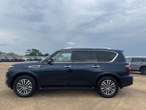 Certified 2024 Nissan Armada SL image 12