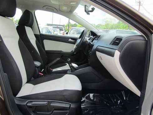 Used 2015 Volkswagen Jetta S FWD image 11