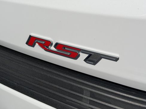 Used 2024 Chevrolet Suburban RST w/ Luxury Package image 12