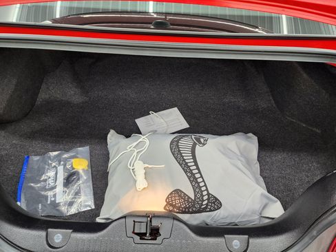 Used 2011 Ford Mustang Shelby GT500 w/ SVT Performance Pkg RWD image 30