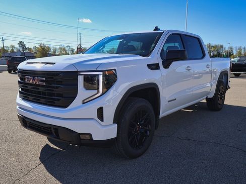 New 2026 GMC Sierra 1500 Elevation image 8