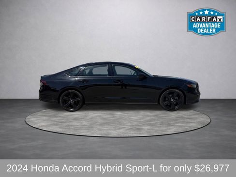 Used 2024 Honda Accord Sport image 2