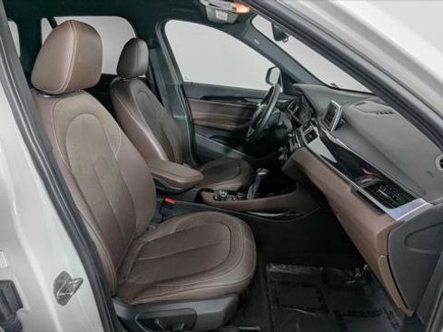 Used 2016 BMW X1 xDrive28i AWD/4WD image 23