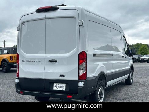 New 2025 Ford Transit 250 148 Medium Roof image 7