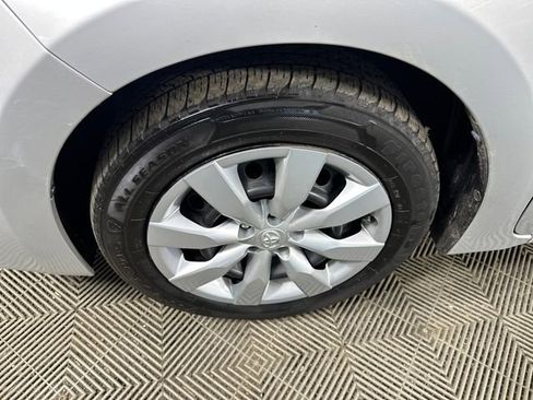 Used 2014 Toyota Corolla S image 10