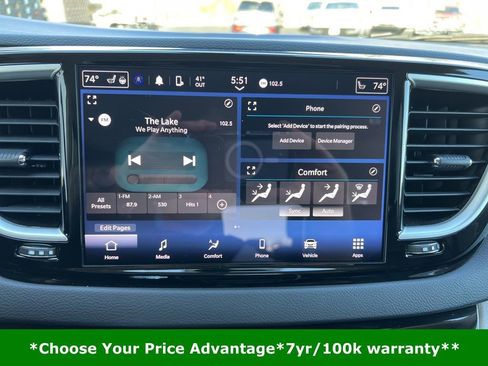 Certified 2023 Chrysler Pacifica Touring-L image 65