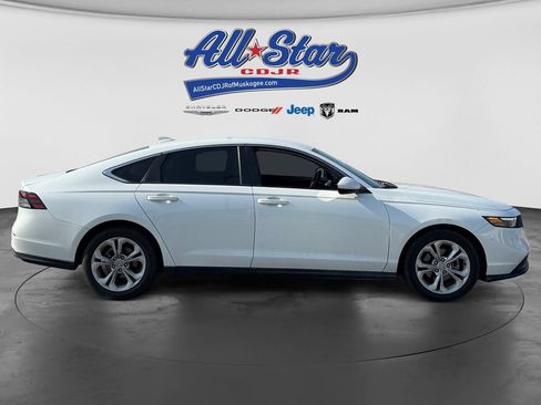 Used 2025 Honda Accord LX image 4