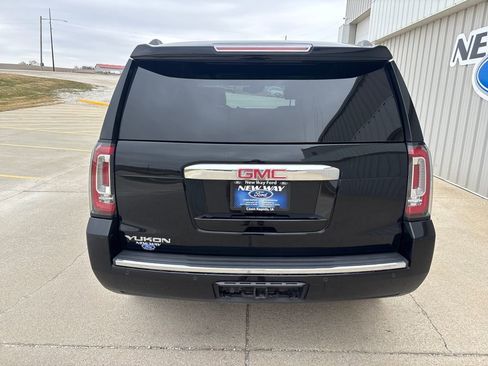 Used 2018 GMC Yukon Denali w/ Denali Ultimate Package image 5