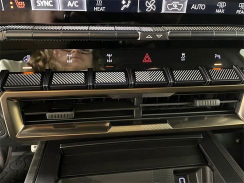 New 2025 GMC Hummer EV 3X w/ Extreme Off-Road Package image 7