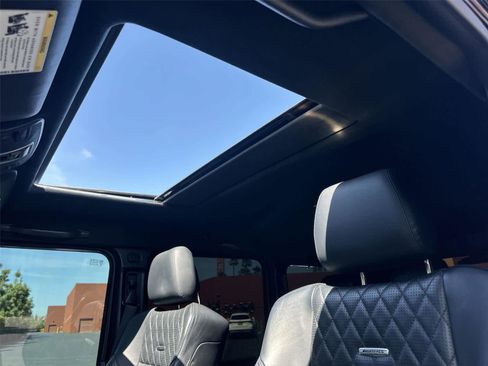 Used 2016 Mercedes-Benz G 63 AMG 4MATIC image 41