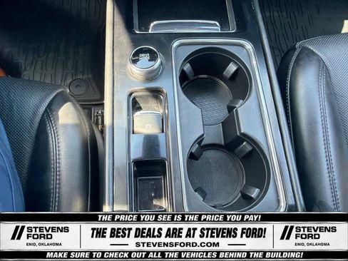 Used 2022 Lincoln Corsair AWD w/ Premium Package image 25