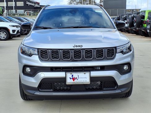 New 2026 Jeep Compass Latitude image 4