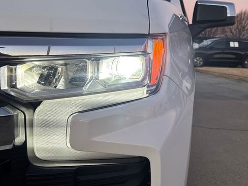 Used 2025 Chevrolet Silverado 1500 LT image 11