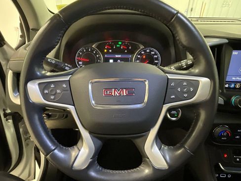 Used 2020 GMC Terrain SLE w/ Driver Convenience Package FWD image 33
