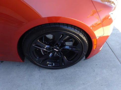 Certified 2022 Chevrolet Camaro SS RWD image 10