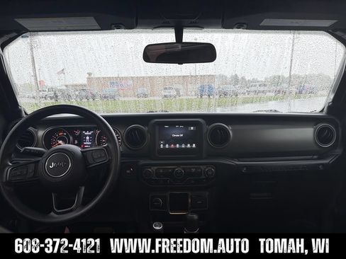 Used 2022 Jeep Wrangler Unlimited Sport AWD/4WD image 11