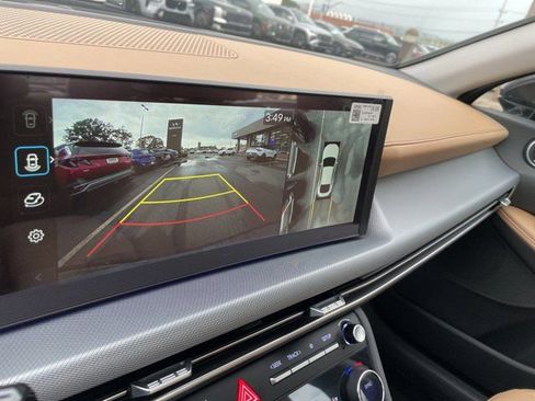 New 2025 Hyundai Sonata Limited image 16