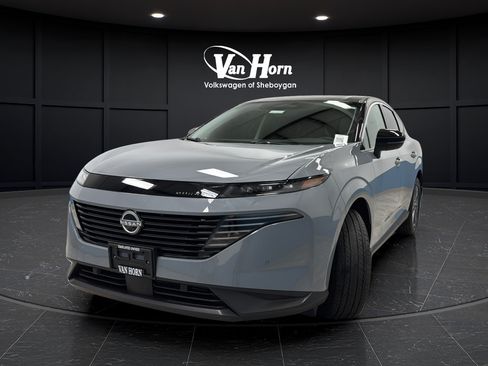Used 2025 Nissan Murano SL AWD/4WD image 3