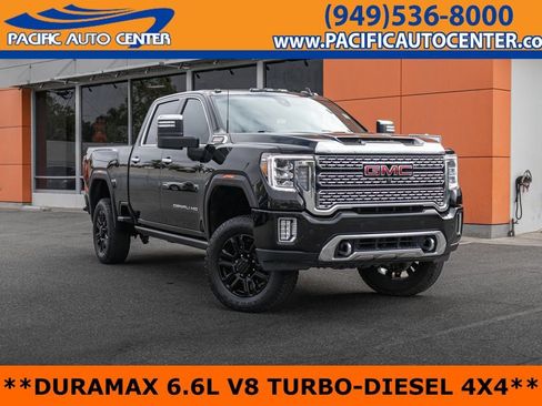 Used 2022 GMC Sierra 2500 Denali w/ Denali Black Diamond Edition AWD/4WD image 1