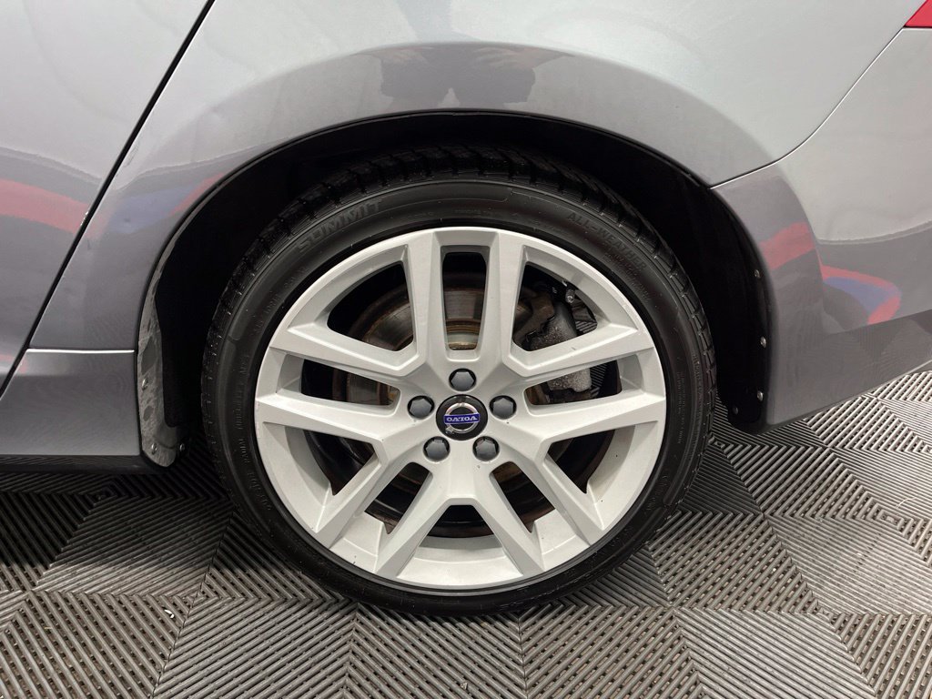 Used 2018 Volvo S60 T5 Dynamic w/ Vision Package AWD/4WD image 27