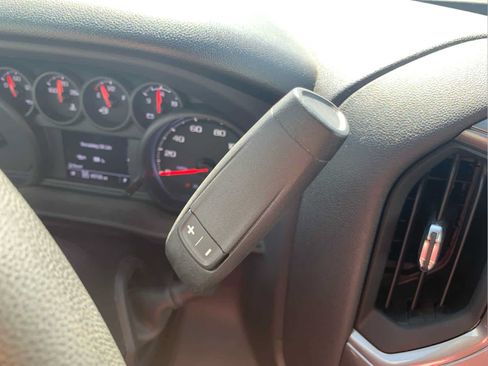 Used 2022 Chevrolet Silverado 1500 Custom Trail Boss AWD/4WD image 27