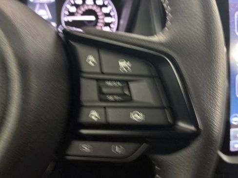Used 2025 Subaru Forester Premium AWD/4WD image 12