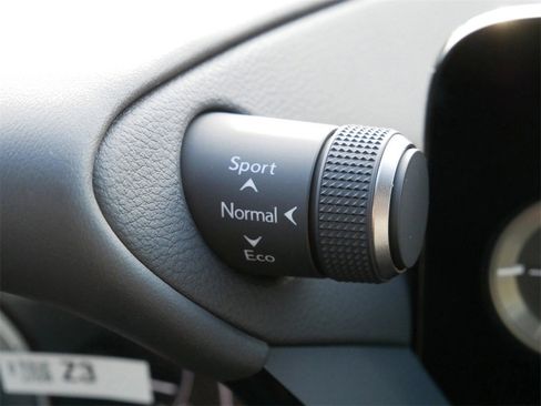 New 2025 Lexus ES 300h w/ Premium Package image 25