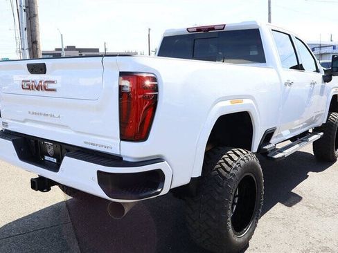 Used 2025 GMC Sierra 3500 Denali w/ Denali Reserve Package AWD/4WD image 5