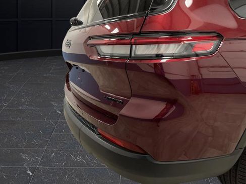 New 2025 Jeep Grand Cherokee L Limited w/ Black Appearance Package image 35