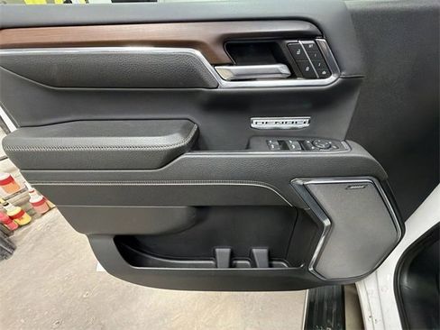Used 2024 GMC Sierra 1500 Denali image 56
