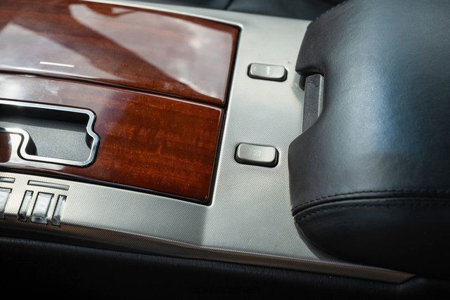 Used 2006 Cadillac XLR RWD image 79