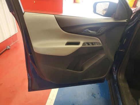 Used 2022 Chevrolet Equinox LS image 13