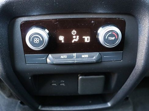 Used 2025 GMC Acadia Elevation image 15