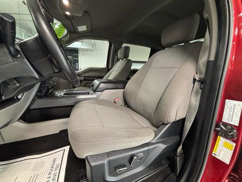 Used 2018 Ford F150 XLT w/ Equipment Group 302A Luxury AWD/4WD image 22