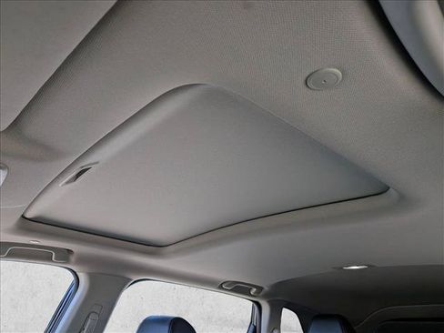 Used 2024 Honda CR-V EX-L image 15