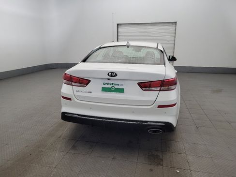 Used 2020 Kia Optima LX image 7