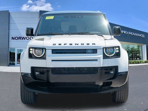 New 2026 Land Rover Defender 110 X-Dynamic SE AWD/4WD image 2