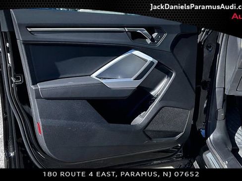 Used 2025 Audi Q3 2.0T Premium w/ Convenience Package image 15