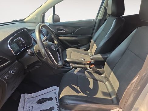 Used 2018 Buick Encore Preferred AWD/4WD image 9