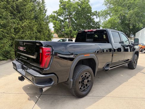Used 2025 GMC Sierra 3500 Denali w/ Denali Reserve Package AWD/4WD image 10