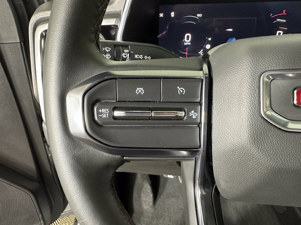 Used 2024 GMC Canyon AT4 AWD/4WD image 13