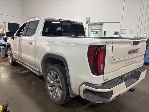 Used 2022 GMC Sierra 1500 Denali w/ Denali Reserve Package image 8