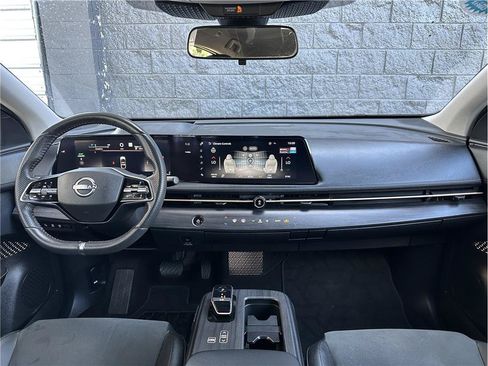 Used 2024 Nissan Ariya AWD image 19