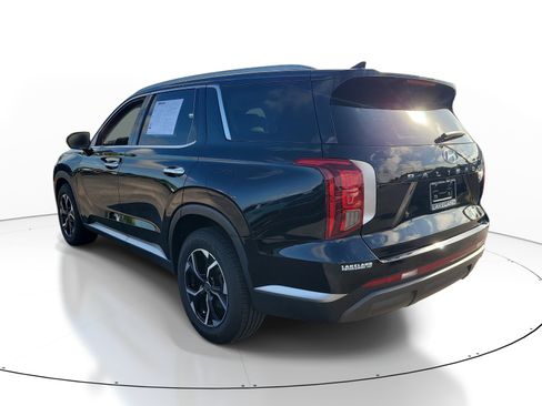 Used 2023 Hyundai Palisade SEL FWD image 6