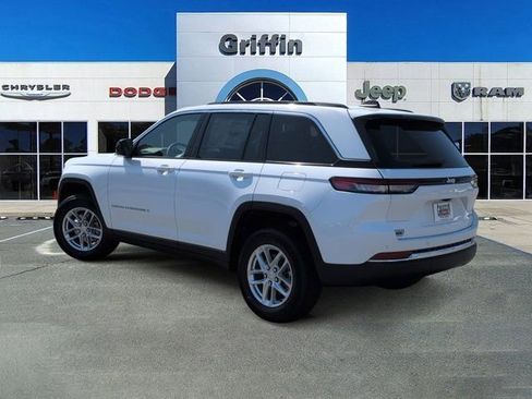 New 2026 Jeep Grand Cherokee Laredo X RWD image 9