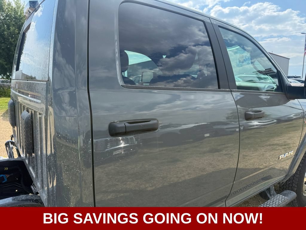 New 2027 RAM 3500 Big Horn AWD/4WD image 35